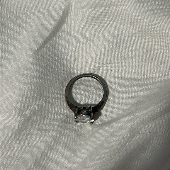 Stunning Costume Diamond Ring - Size 7 - Picture 2 of 3